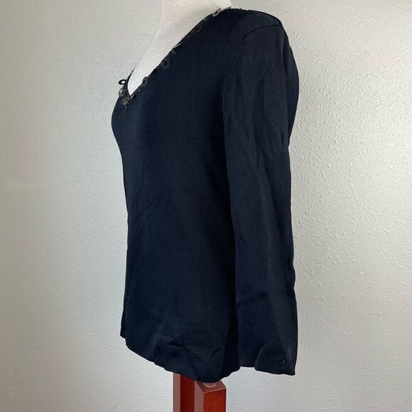 Methode V-Neck Top Size M EUC - Picture 4 of 6